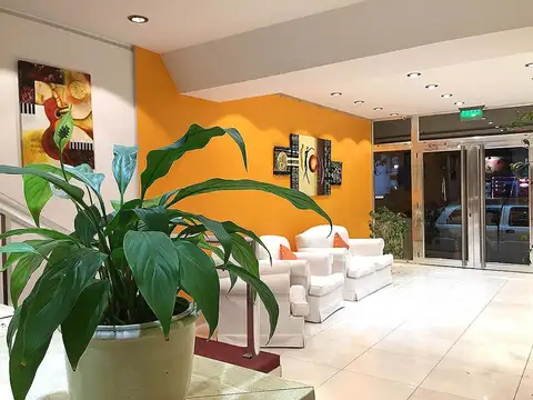 Hotel en Venta 40 años