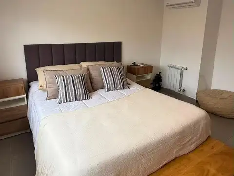Alquiler amoblado, duplex 3 dorm, lomas de manantiales