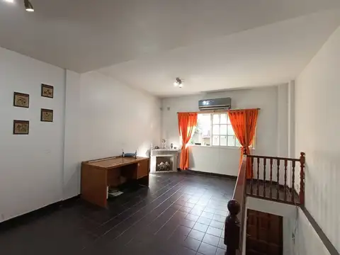 Depto Tipo Casa en Venta de 3 dormitorios
