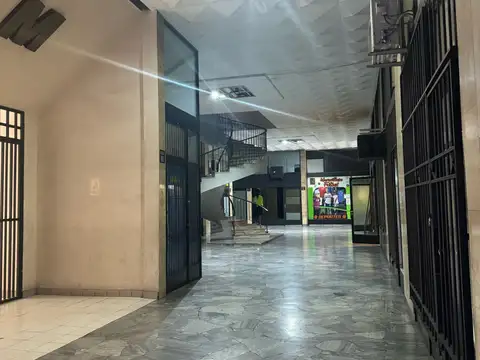 Local en Venta 50 años