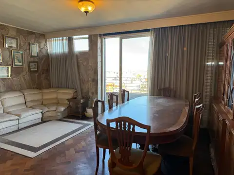 Departamento en Venta de 5 ambientes