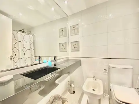 Apartamento en Manantiales Dos Dormitorios en Frente al Mar