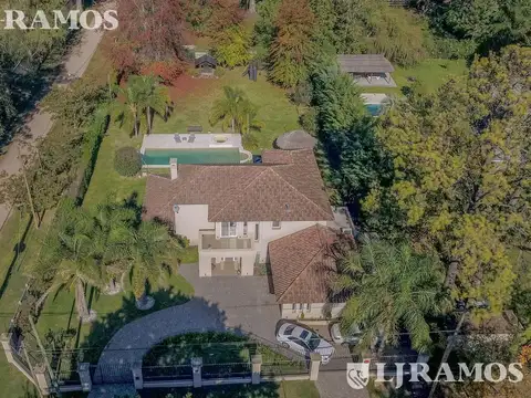 Casa en Venta en Los Naranjos, USD 450.000