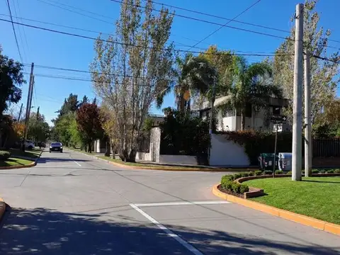 Casa en Alquiler de 3 dormitorios