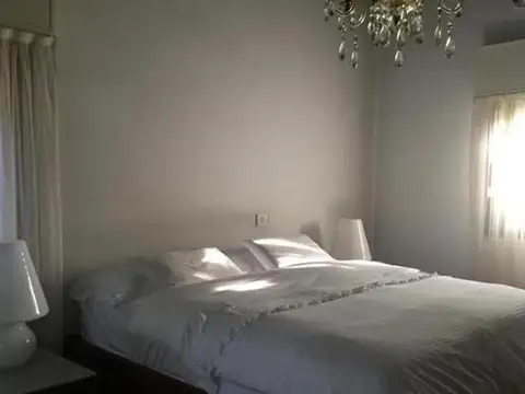 Casa - Barrio Parque Leloir