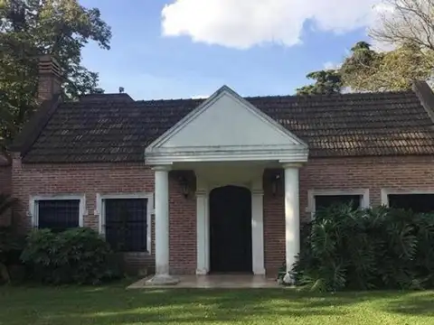 Casa - Barrio Parque Leloir