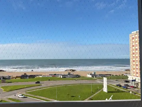 Departamento en Venta en Miramar frente al mar