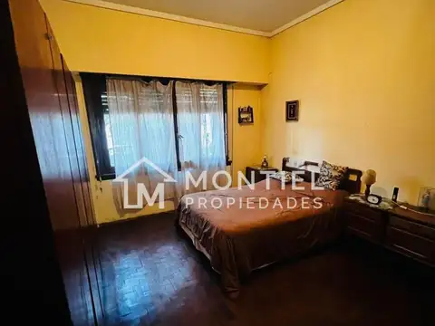 Casa Chalet  en Venta en Villa Bonich, San Martin, G.B.A. Zona Norte