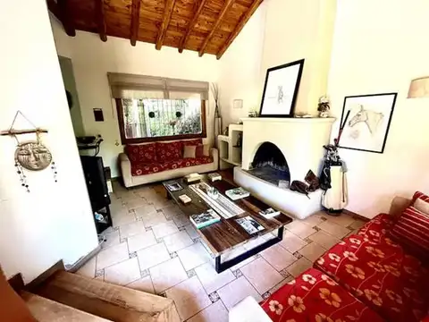 Casa 7 ambientes con 3 baños