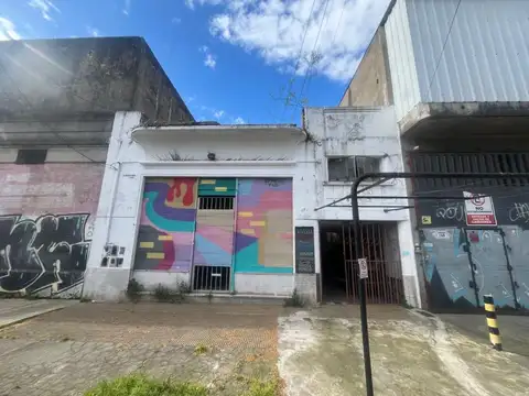 Venta Casa con Local – Remedios de Escalada, Lanús