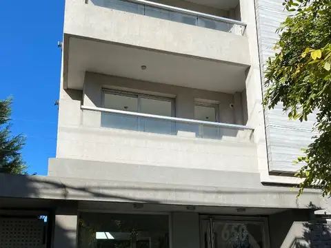 Departamento dos ambientes en Ituzaingo norte