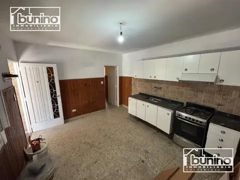 Casa en Alquiler en Rosario, $ 650.000
