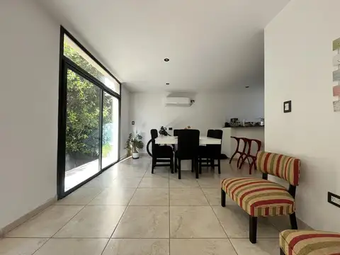 Casa en Alquiler al Norte