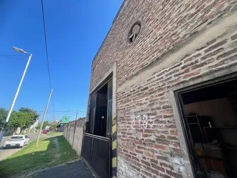 Galpón en Muy buen Estado OPORTUNIDAD!