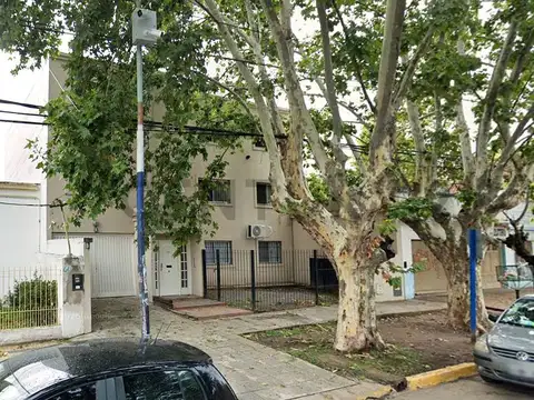 Nemesio Alvarez 400, Piso 2