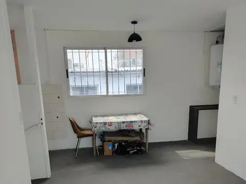 Depto Tipo Casa en Alquiler de 2 dormitorios