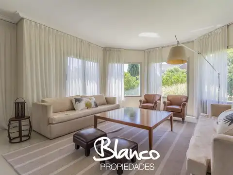 Casa en Venta al Este