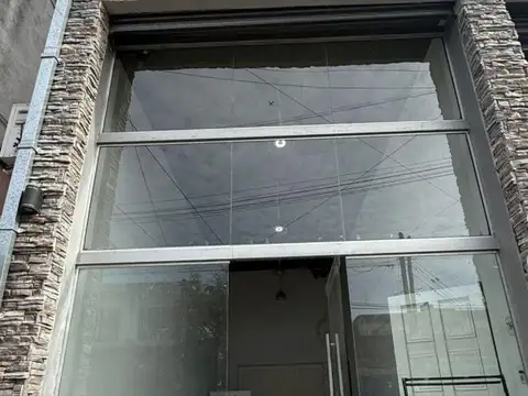 Av Gaspar Campos 5885 Jose C 100