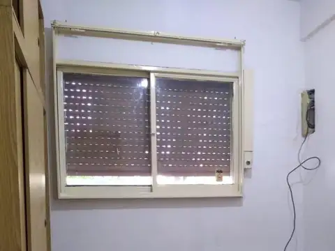 Departamento 3 ambientes al frente con Balcón