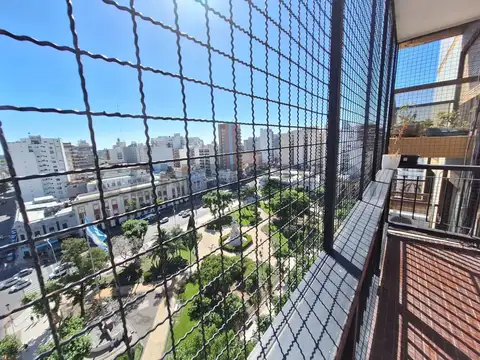 Departamento 4 Ambientes 157 m² Frente a Plaza Alsina – Apto Crédito