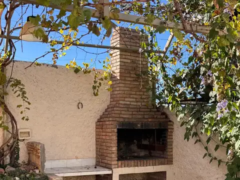 Casa en Alquiler de 3 dormitorios
