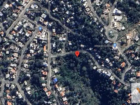 Los Lapachos e/ Guatambu y El cañar