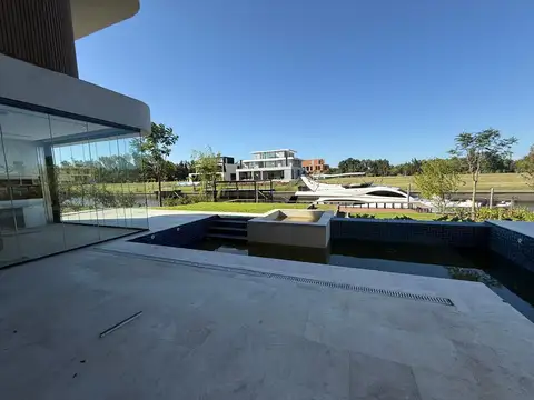 Casa en Alquiler A Estrenar