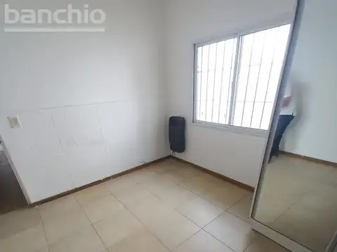 Depto Tipo Casa en Alquiler 45 años