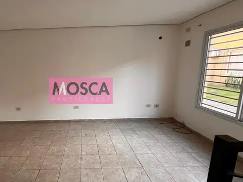 Casa en Alquiler en Moreno, $ 650.000