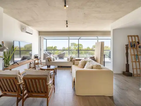 Departamento en Venta en Puerto de Olivos Frente al Río