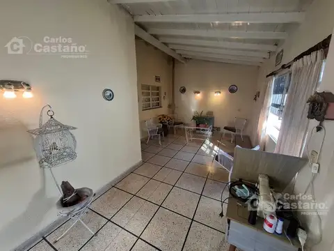 Depto Tipo Casa en Venta en Carapachay, USD 130.000