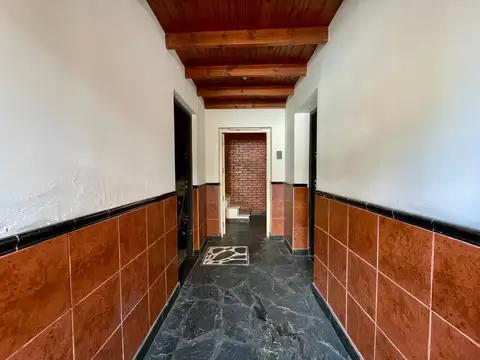 VENTA Y ALQUILER - BLOCK 350m2 CON GALPON   VIVIENDA