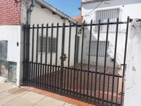 Rivadavia 2800 , Piso No definido