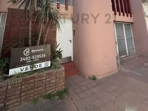 VENTA de Exclusiva propiedad con vivienda, estudio y sector habitacional complem