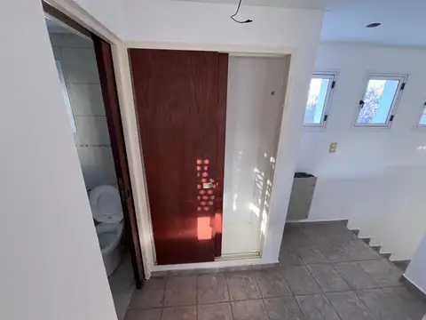 119 e/ 66 y 67 1600, Piso 2