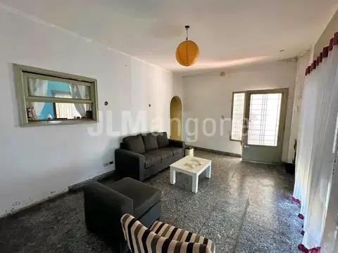 Depto Tipo Casa en Venta con 1 cocheras