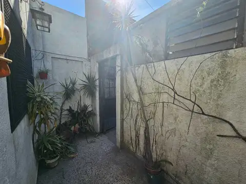 Depto Tipo Casa en Venta 45 años