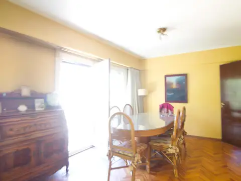Departamento en Venta en Parque Rivadavia, USD 235.000