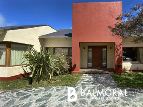 Casa en Alquiler - Zona: Lasalle / REF: 8767