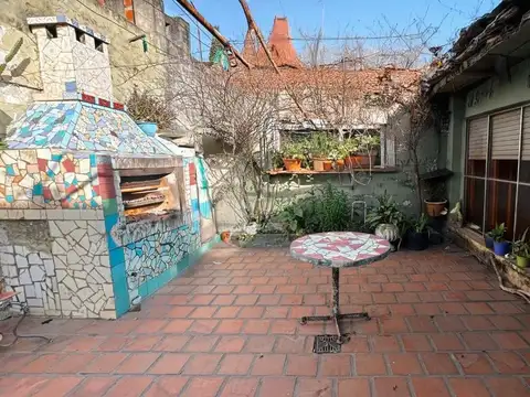 CASA EN VENTA 2 DORMITORIOS ZONA SUR