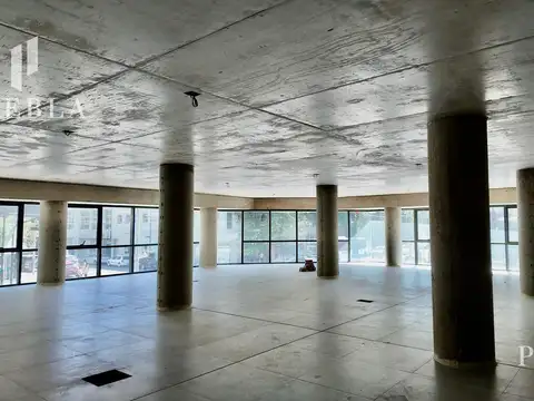 Oficina Monoambiente con 2 baños
