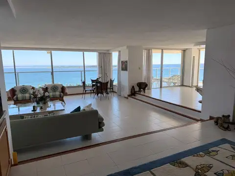 Departamento 4 ambientes con 3 baños