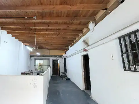 Galpon Vivienda en Venta Tres de Febrero Comercial