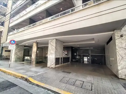 PEÑA 2000, Piso 5
