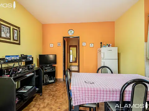 Casa 4 ambientes con 3 baños