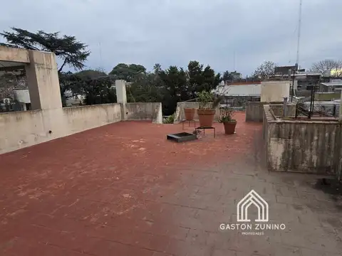 VENTA DE CASA CÉNTRICA EN MERCEDES B