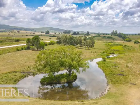 Chacra con casa de 5ha en Pueblo Edén ruta 12