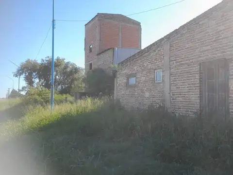 Galpon en Venta 48  mts Fondo