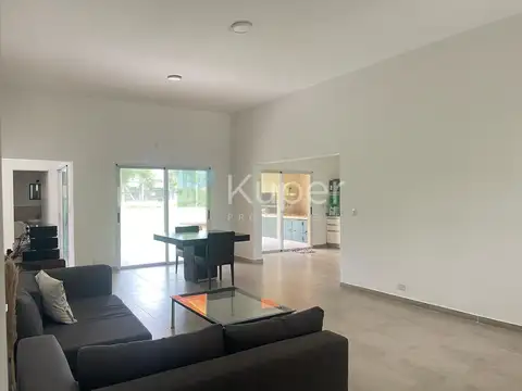 Casa en Venta en San Gabriel, USD 300.000