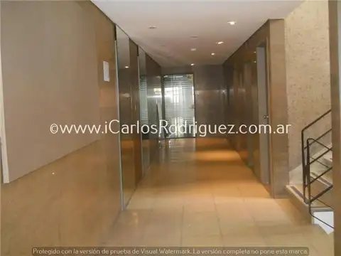 Oficina en Alquiler con 5 cocheras